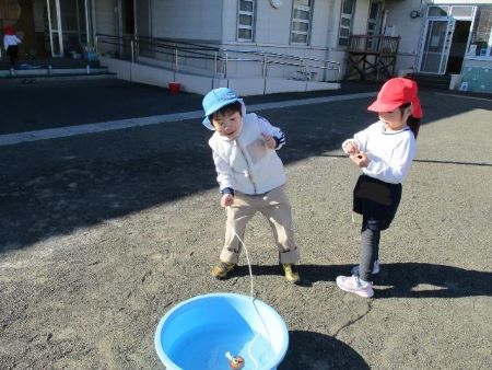 氷の上でコマ回し