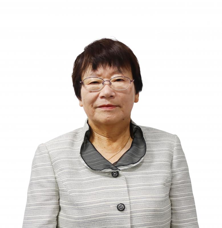 山梨恵子