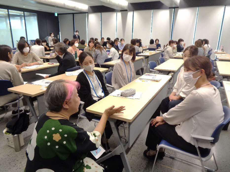 髙橋さんを交えたグループでの意見交換