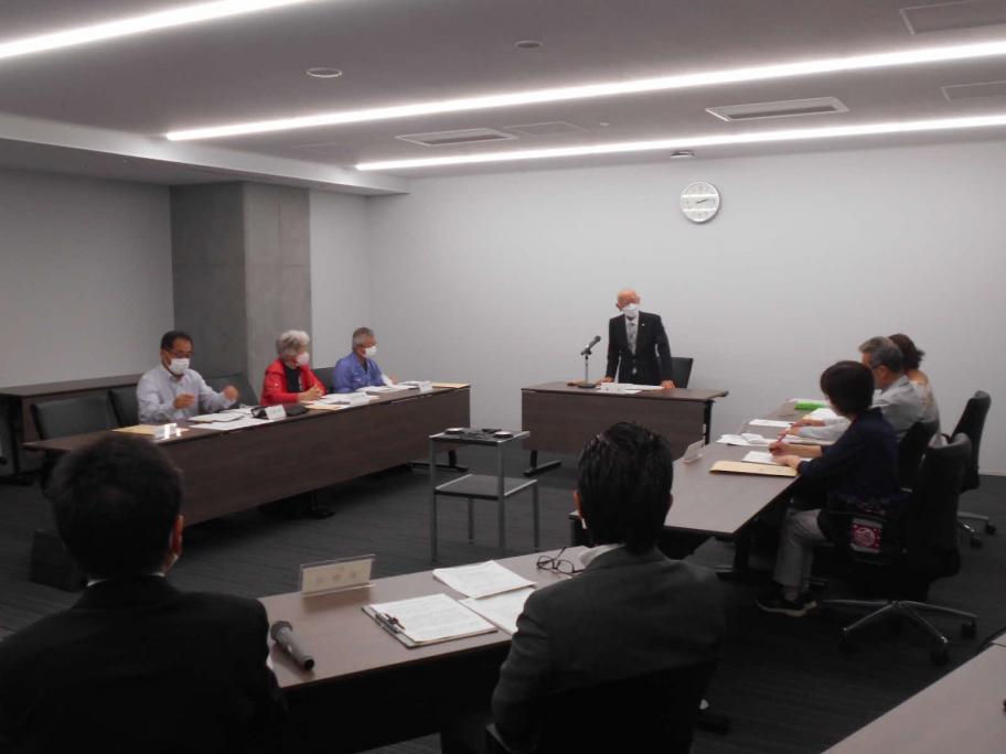昨年の審議会の様子