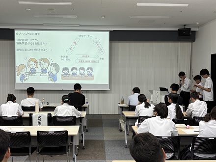 代表の発表