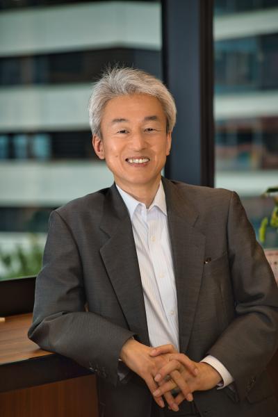 鷲尾天さん写真