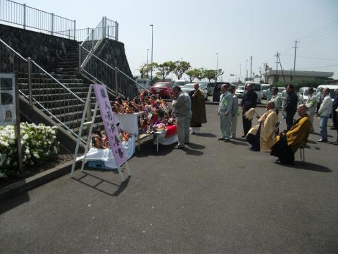 古びな供養祭の様子